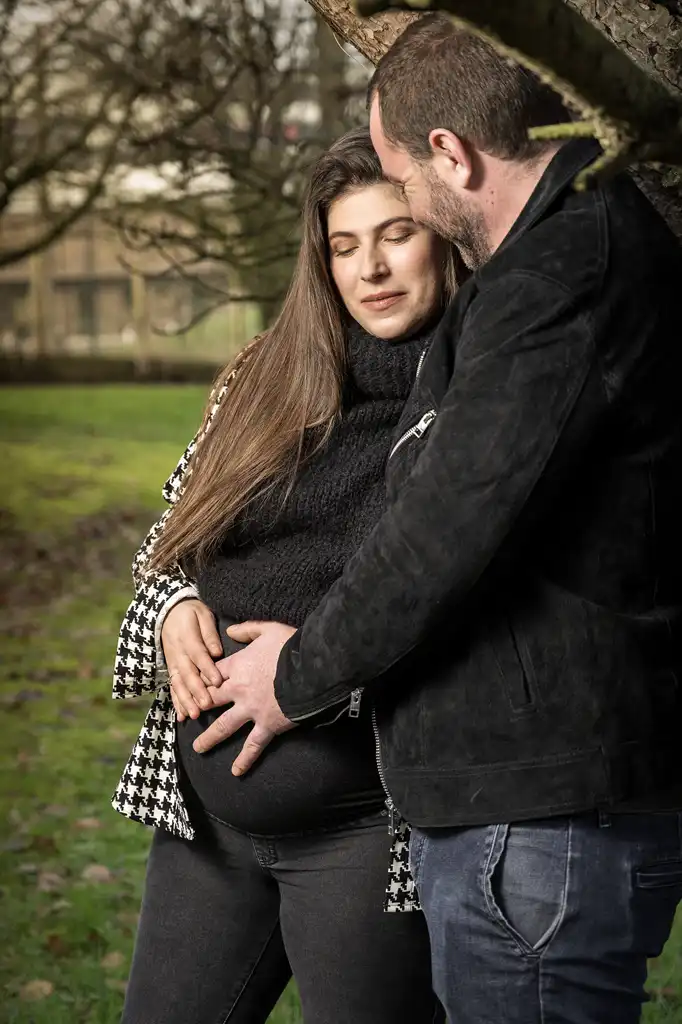 Séance photo femme enceinte en extérieur à Lille