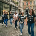 Portrait complice de Maud, future mariée en blanc