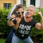 La Bird Team au complet – look jeans et tee-shirts noirs